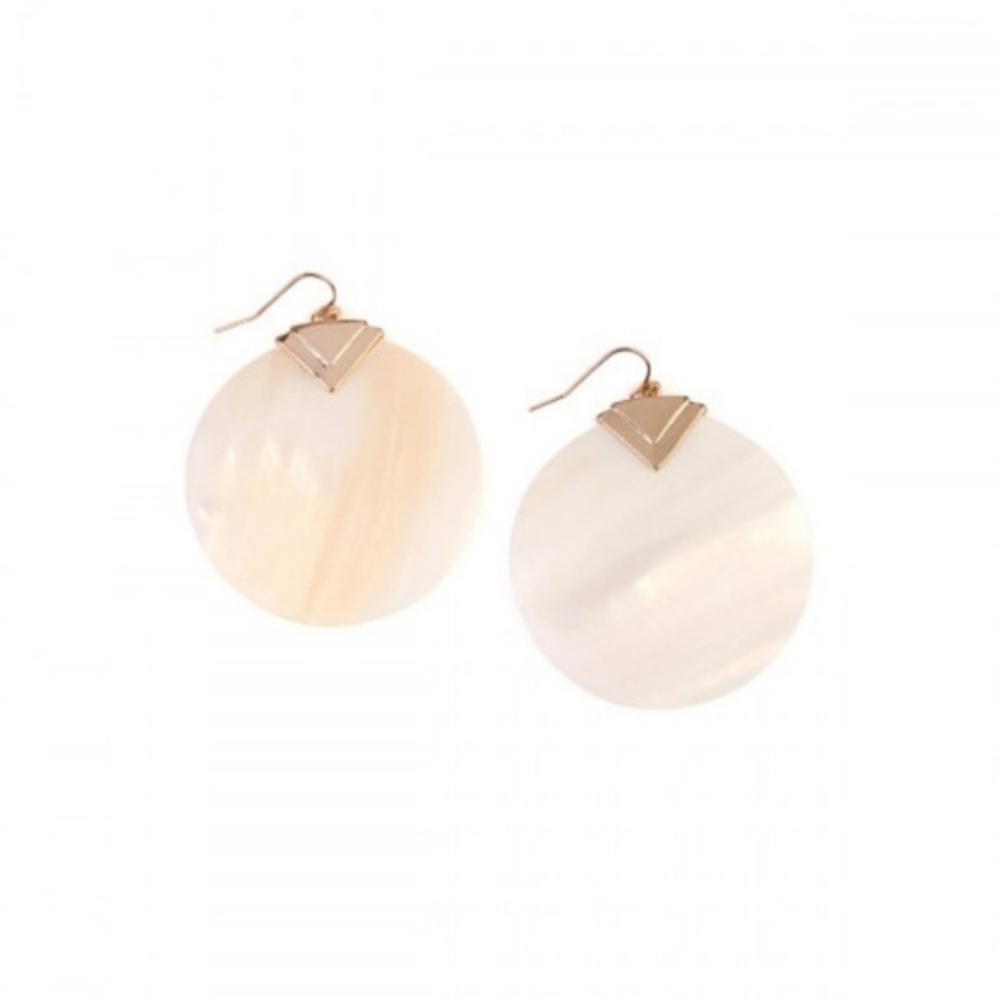 Shell Earrings - Picture 2 of 2